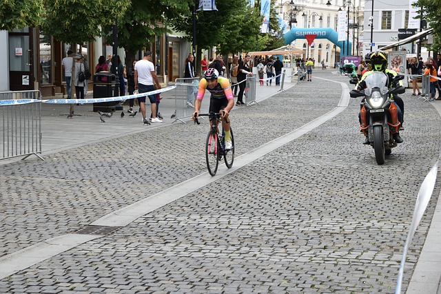 如此憤怒是 如此憤怒是